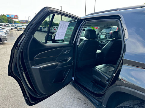 Used 2020 Chevrolet Traverse LT w/ LT Premium Package image 13