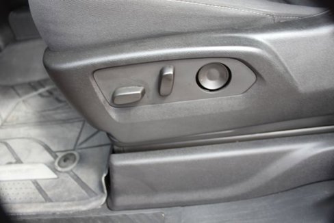 Used 2024 Chevrolet Silverado 2500 Custom w/ Custom Value Package image 28