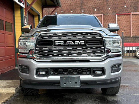 Used 2019 RAM 3500 Limited image 9