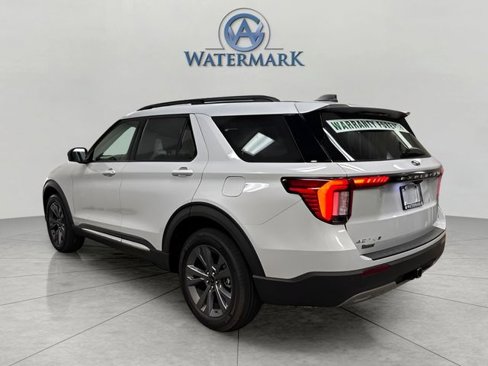 New 2025 Ford Explorer Active w/ Active Comfort Package image 3