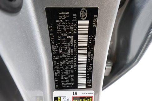 Used 2025 Toyota Camry LE image 31