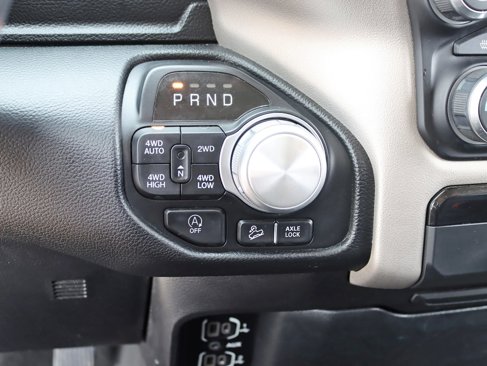 Used 2020 RAM 1500 Laramie w/ Off Road Group image 21