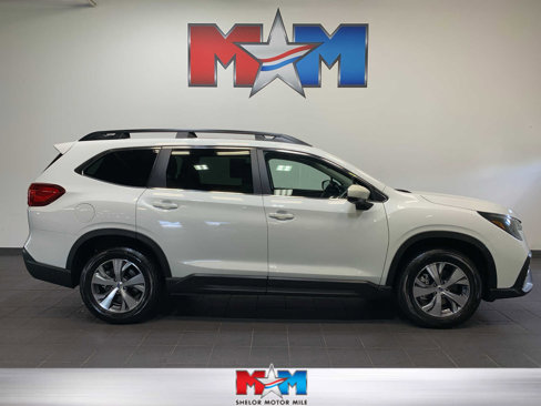Used 2025 Subaru Ascent Premium image 1