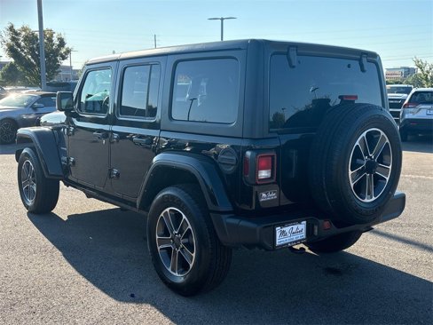 Used 2023 Jeep Wrangler Sahara image 7