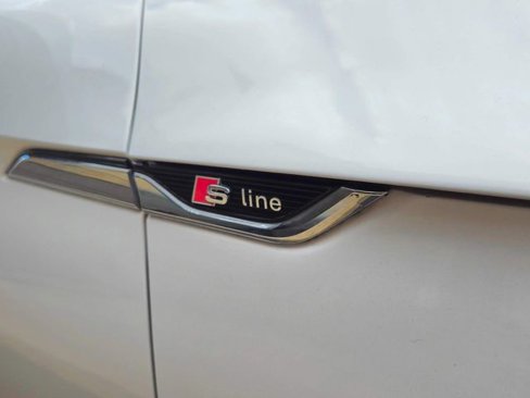 Used 2021 Audi A5 2.0T Premium image 9