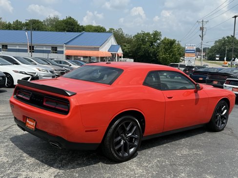 Used 2023 Dodge Challenger SXT w/ Blacktop Package image 7