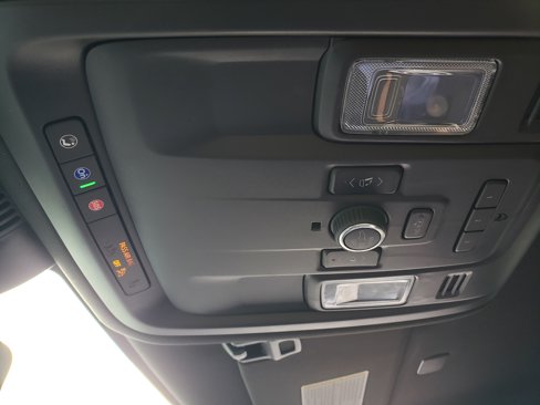 Used 2024 GMC Yukon AT4 image 23