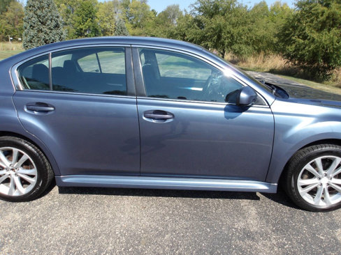 Used 2013 Subaru Legacy 2.5i Premium w/ All-Weather Pkg image 29