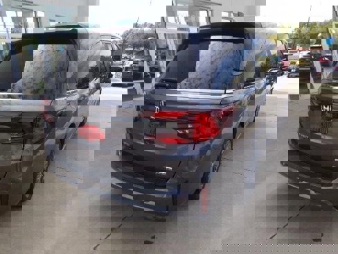 New 2026 Honda Odyssey Touring image 5