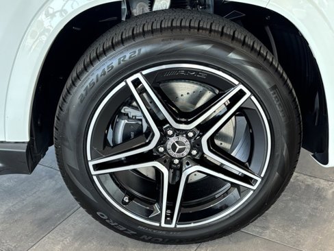 New 2026 Mercedes-Benz GLS 450 4MATIC image 33