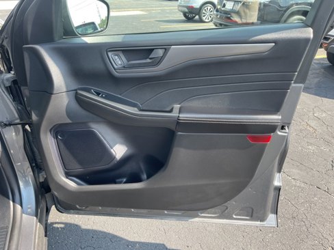 Used 2024 Ford Escape Active image 19