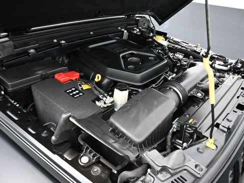 Used 2024 Jeep Wrangler Sport S image 50