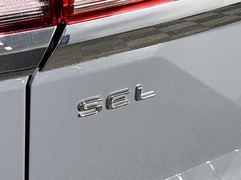 New 2025 Volkswagen Atlas SEL image 26