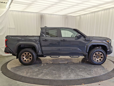 Used 2024 Toyota Tacoma Trailhunter image 26