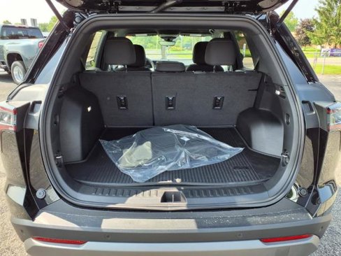 New 2026 Chevrolet Equinox LT w/ Safety and Technology Package image 5