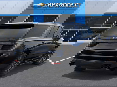 New 2026 Chevrolet Suburban Z71 image 4