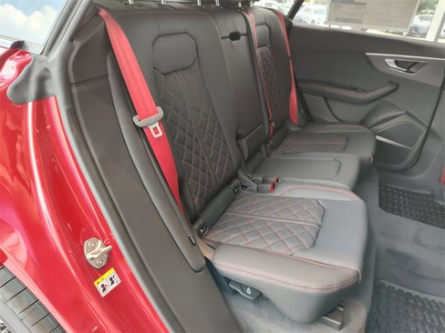 New 2025 Audi SQ8 Prestige image 9