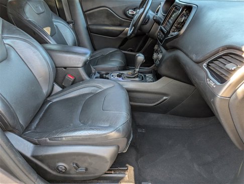 Used 2020 Jeep Cherokee Limited image 26