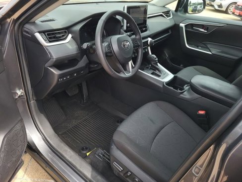 Used 2023 Toyota RAV4 XLE image 19