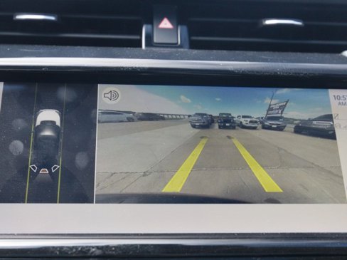 Used 2023 Land Rover Discovery Sport S image 24