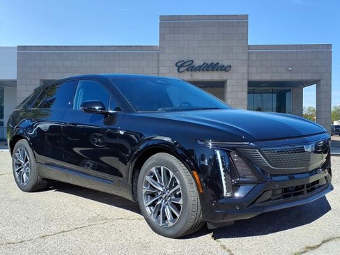 New 2026 Cadillac Lyriq Sport image 3