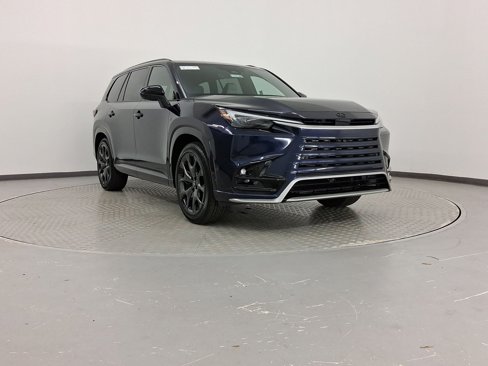 New 2025 Lexus TX 500h AWD image 7