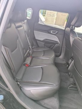 Used 2023 Jeep Compass Latitude image 10