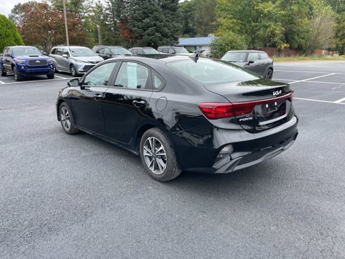 Used 2024 Kia Forte LXS w/ LXS Technology Package image 4