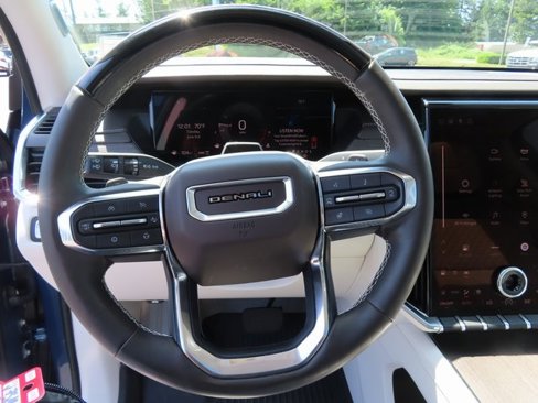 Certified 2024 GMC Acadia Denali w/ Super Cruise Package image 15