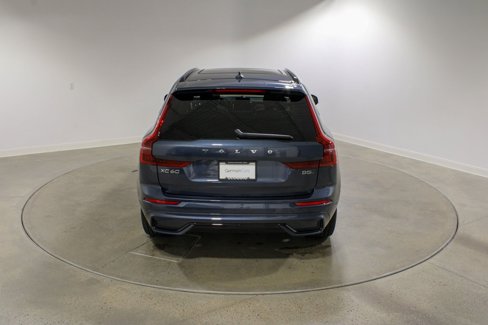 New 2026 Volvo XC60 B5 Plus w/ Climate Package image 4