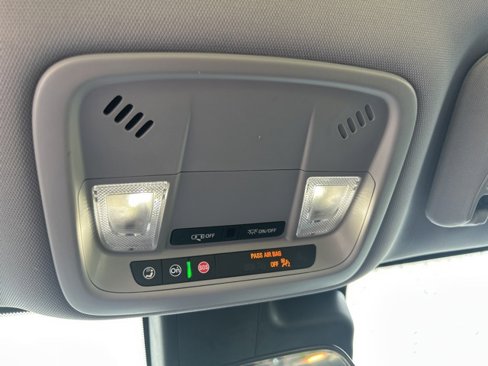 Used 2023 Chevrolet Malibu LS image 27