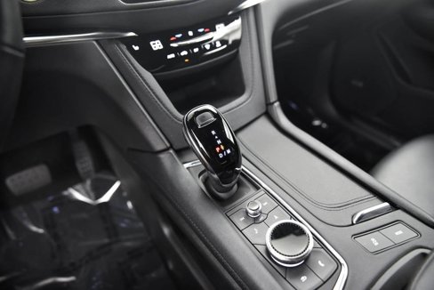 Used 2025 Cadillac XT5 Premium Luxury image 23