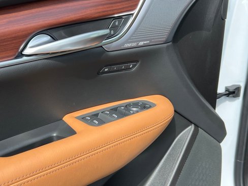 New 2025 Cadillac XT5 Premium Luxury w/ Technology Package image 6