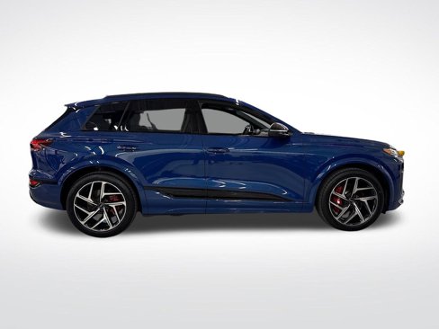 New 2025 Audi SQ6 e-tron Premium Plus image 6