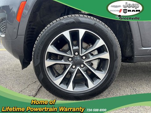 Used 2022 Jeep Grand Cherokee Overland w/ Luxury Tech Group IV image 16