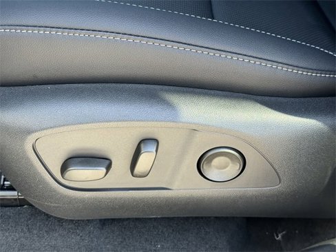New 2025 Chevrolet Traverse LT w/ Driver Confidence Package image 20