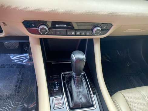 Used 2020 MAZDA MAZDA6 Touring image 15