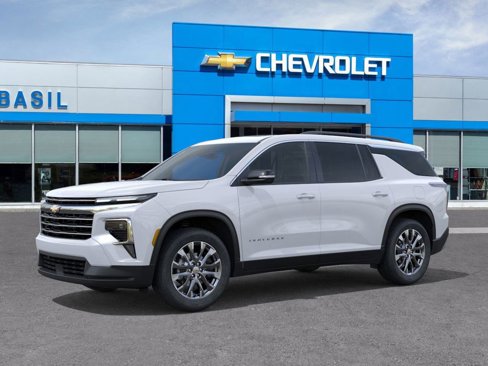 New 2026 Chevrolet Traverse LT image 2