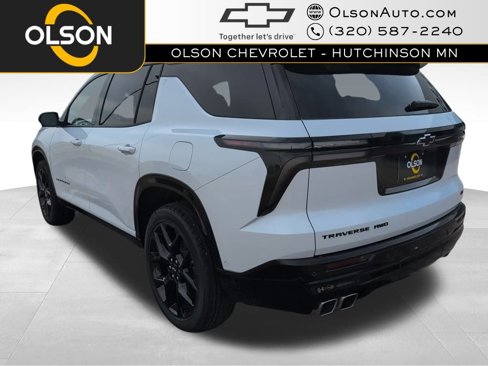 New 2026 Chevrolet Traverse RS image 3