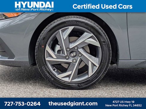 Certified 2025 Hyundai Elantra Sport image 10