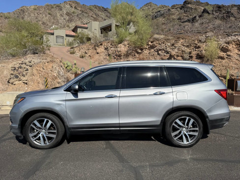 Used 2017 Honda Pilot Touring image 9