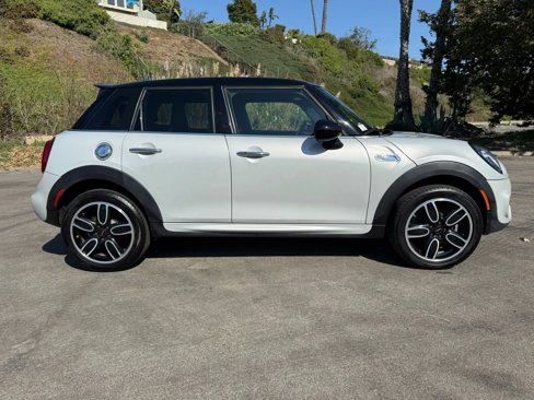 Used 2019 MINI Cooper S w/ Premium Package image 8