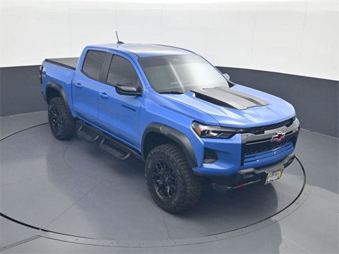Used 2025 Chevrolet Colorado ZR2 w/ Technology Package image 15