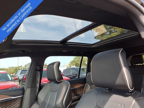 Used 2025 Jeep Grand Cherokee L Summit w/ High Altitude Package image 19