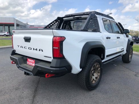 New 2025 Toyota Tacoma Trailhunter image 5