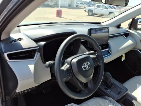 New 2026 Toyota Corolla Cross L image 8