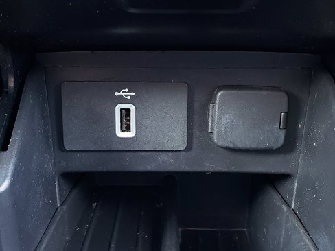 Used 2017 Ford Explorer XLT w/ Equipment Group 202A image 28