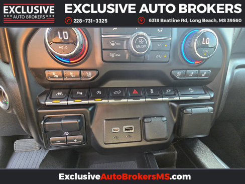 Used 2022 Chevrolet Silverado 1500 High Country w/ Technology Package image 29