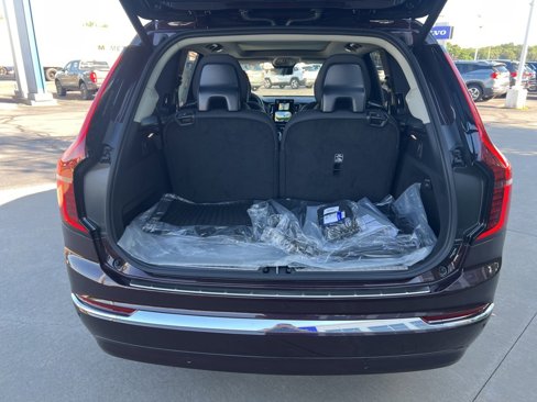 New 2026 Volvo XC90 B6 Plus image 33