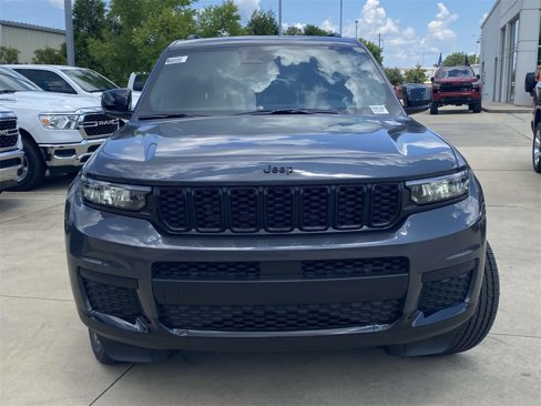 New 2025 Jeep Grand Cherokee L Altitude image 34